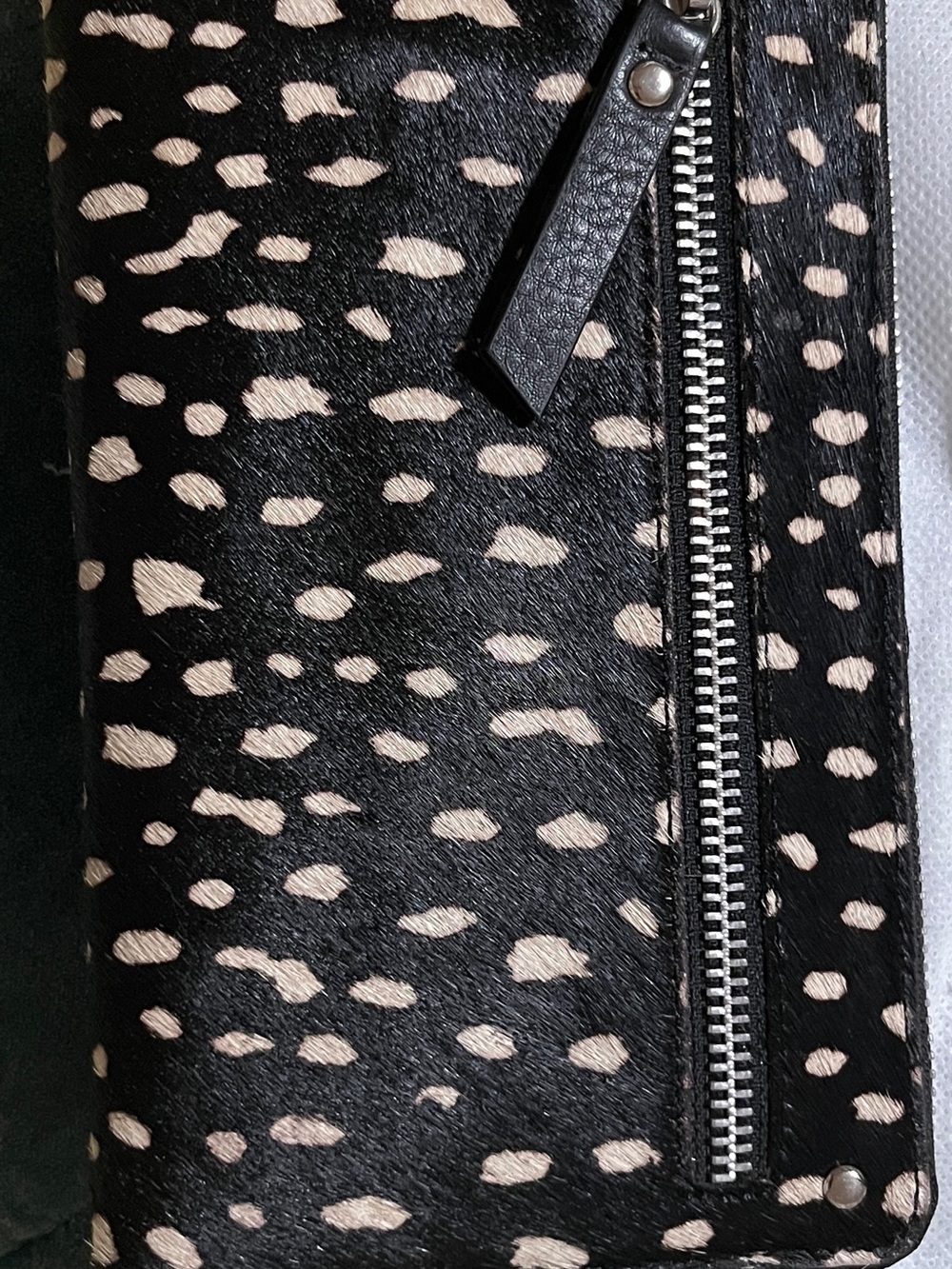 Latico Tulum Wallet. Brand New. Black & Ivory Spot Wristlet Clutch Sleek Leather - Picture 4 of 10